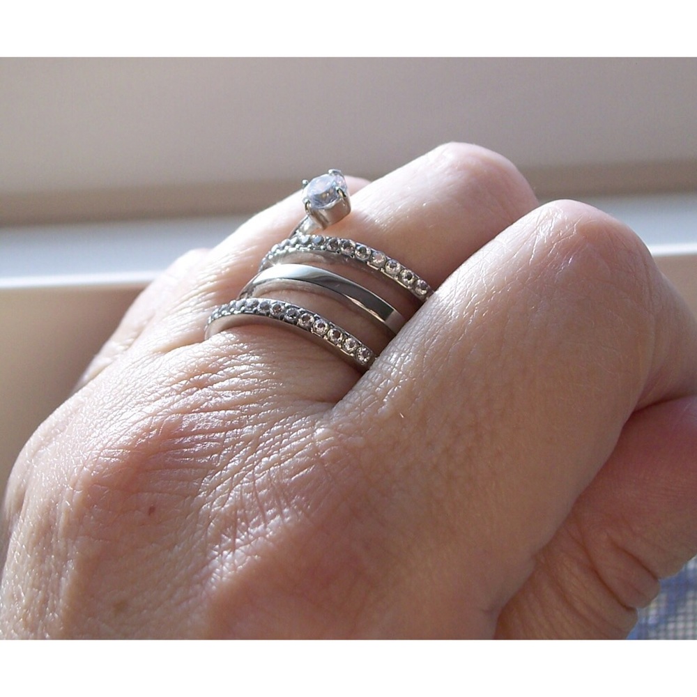 STAINLESS STEEL Unique Cubic Zirconia Swirl Statement Ring - Picture 5 of 14
